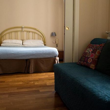 Bed and Breakfast Le Stanze Di Dolly Neapol Zewnętrze zdjęcie