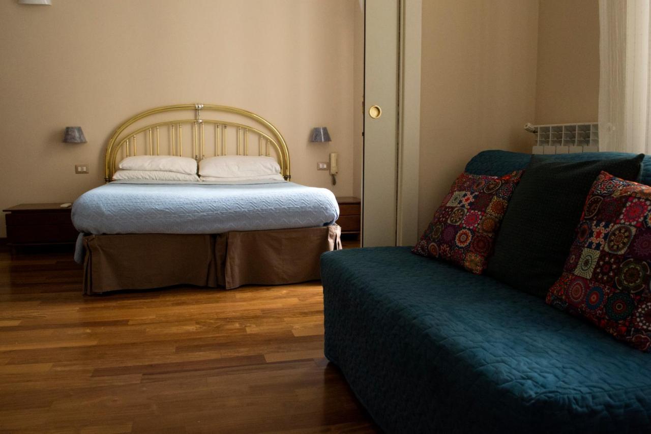 Bed and Breakfast Le Stanze Di Dolly Neapol Zewnętrze zdjęcie