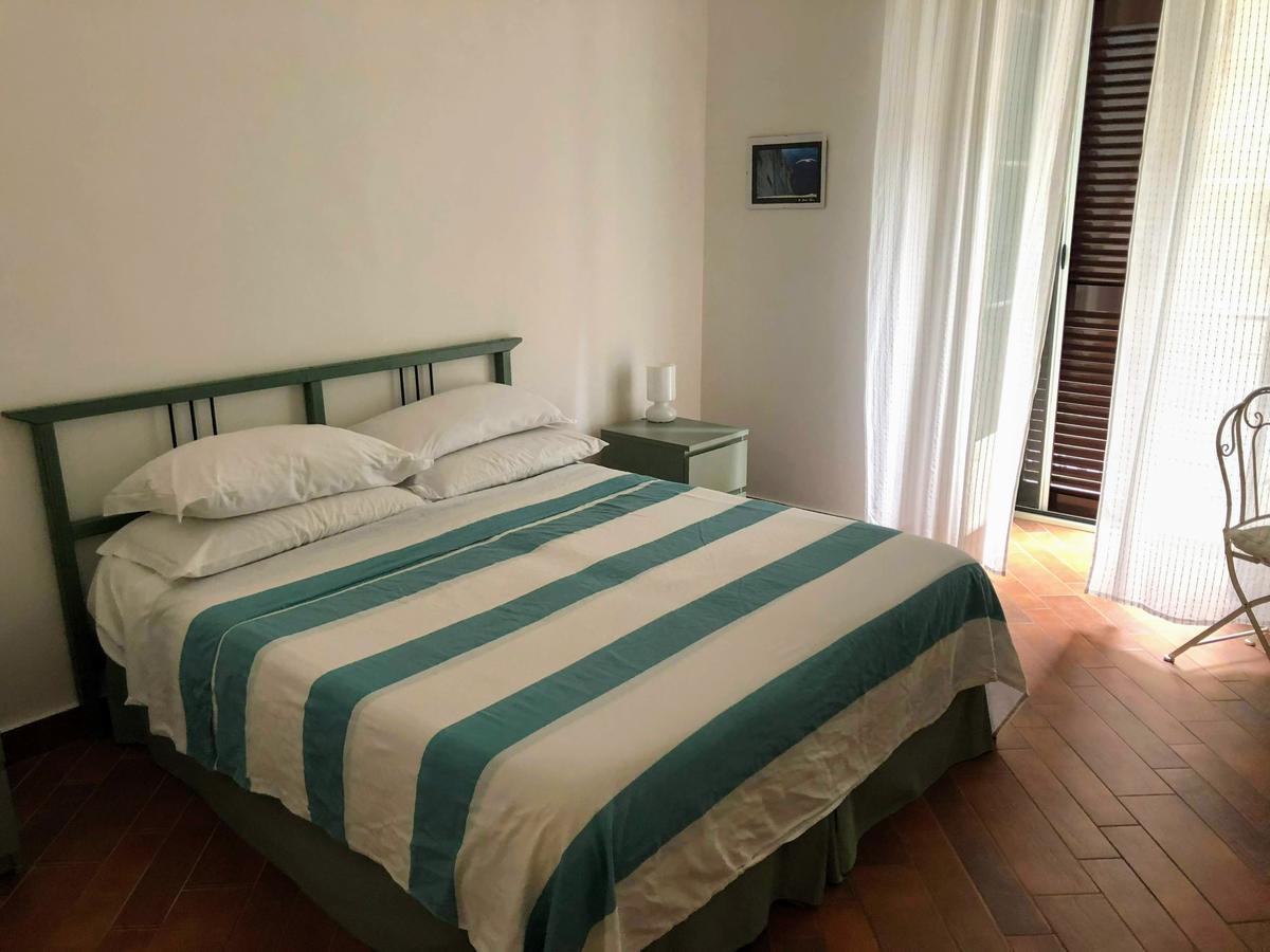Bed and Breakfast Le Stanze Di Dolly Neapol Zewnętrze zdjęcie